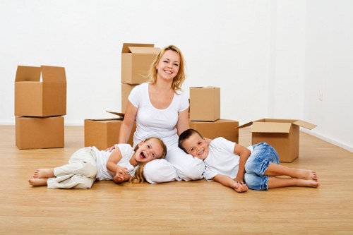 Checklist and packing essentials for a London house move