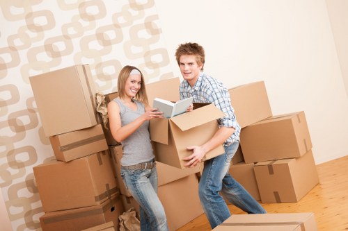 London removal van service for home and office transport